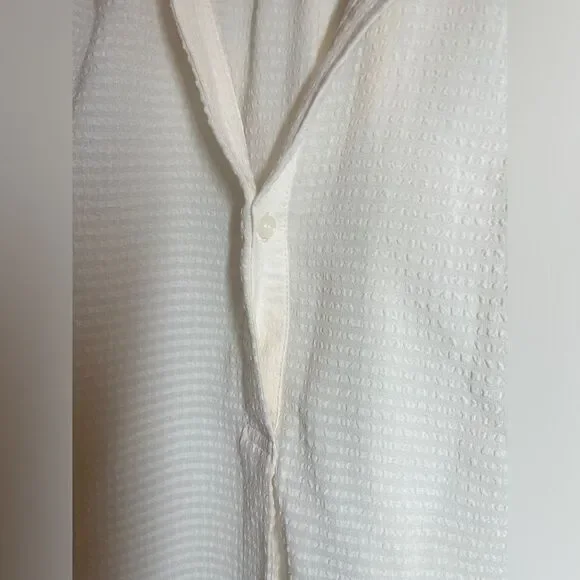 Lightweight ivory blouse by Max Studio. Size S - Picture 5 of 6